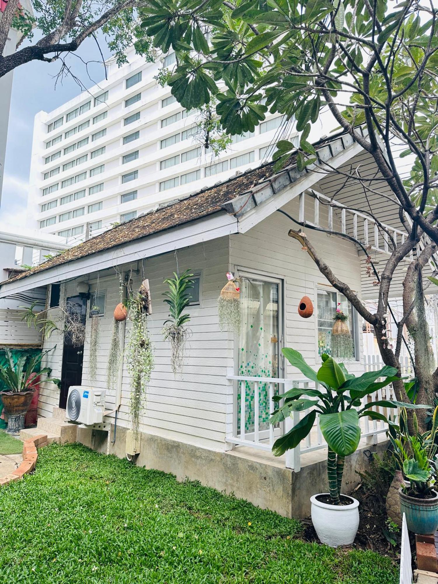 Dream Garden Villa Hotel Night Bazaar Chiangmai Чиангмай Екстериор снимка